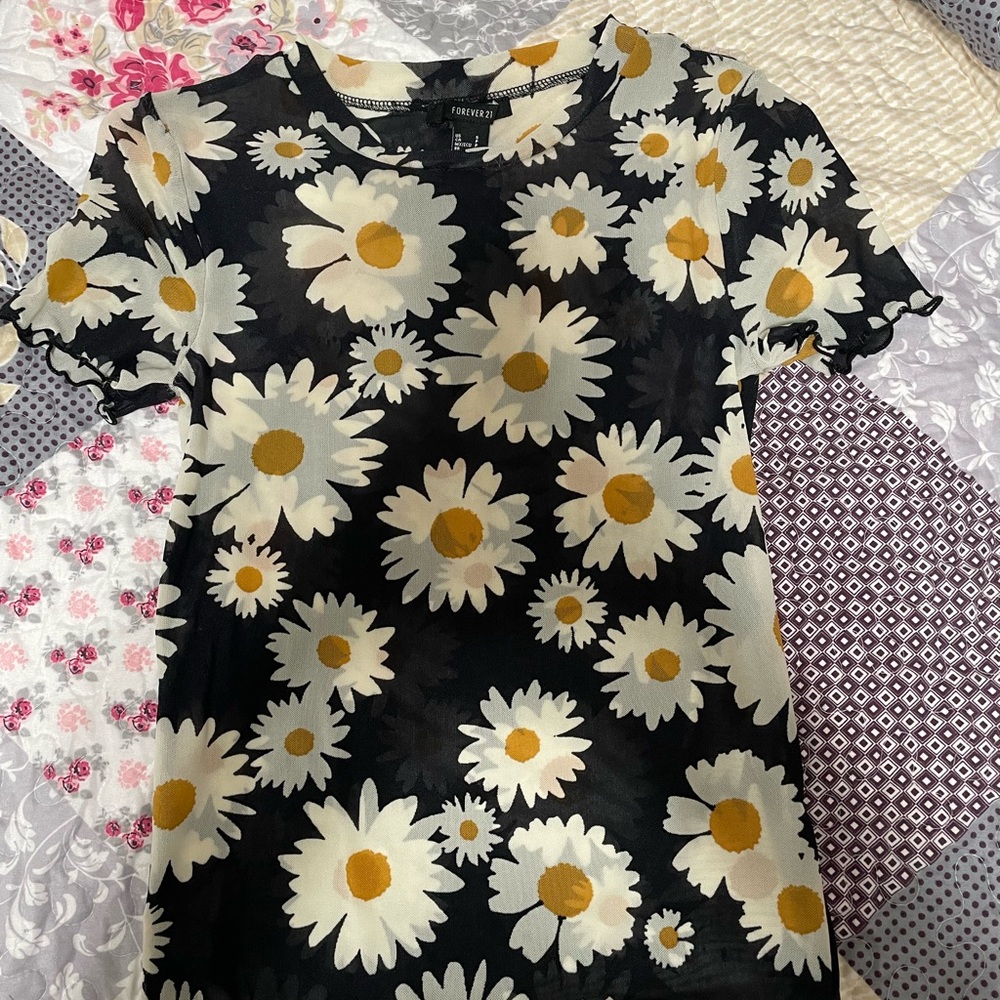 Mesh floral top - Picture 2 of 3